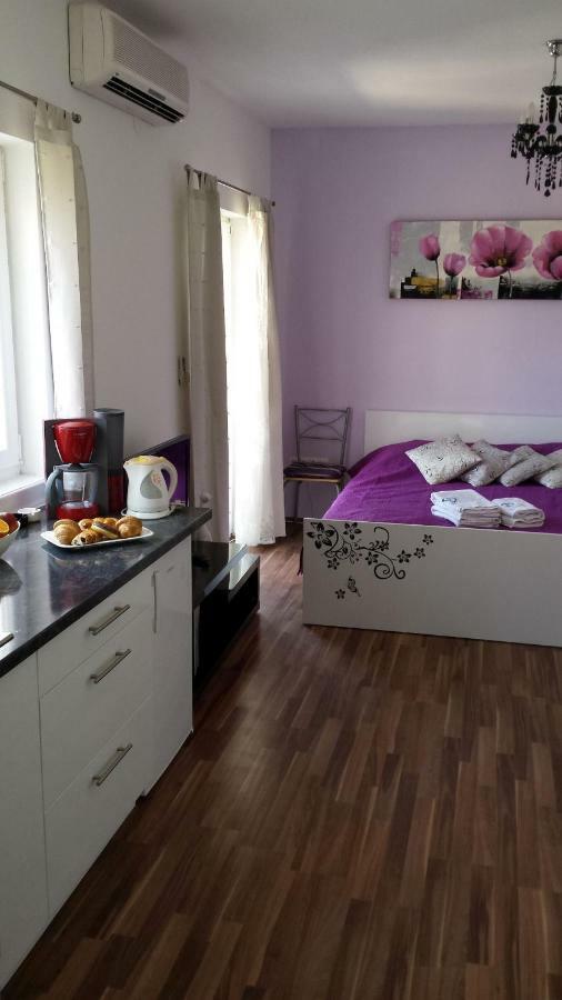Apartments Lavanda Biograd Na Moru Bagian luar foto
