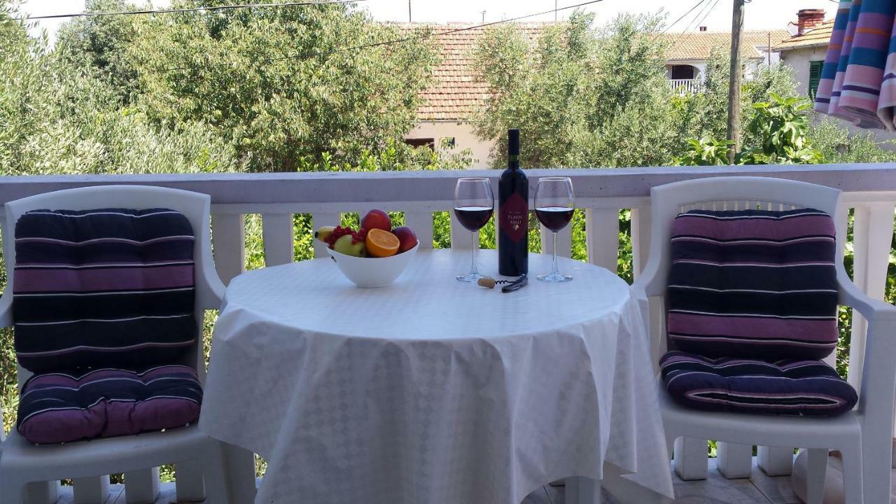 Apartments Lavanda Biograd Na Moru Bagian luar foto