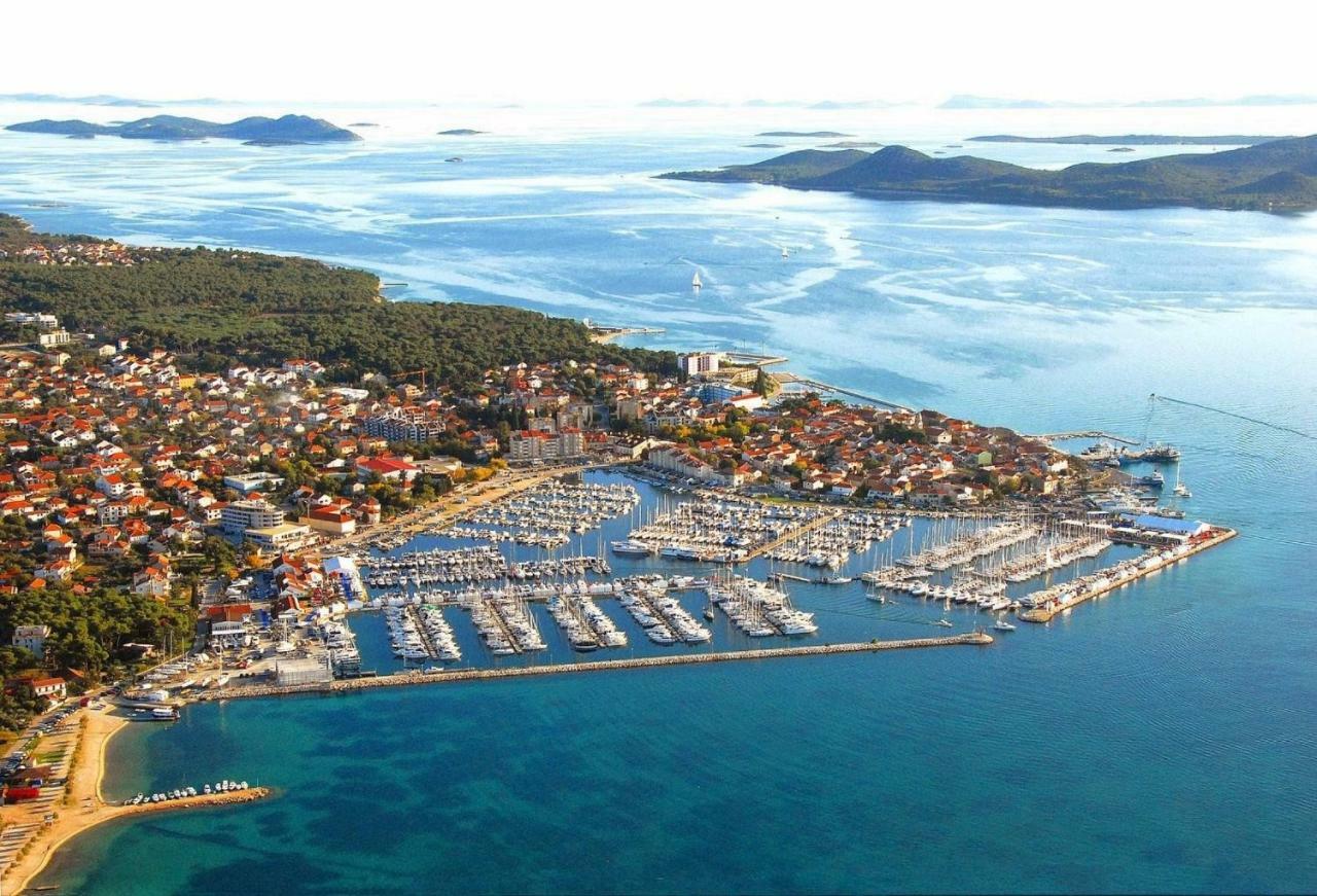 Apartments Lavanda Biograd Na Moru Bagian luar foto